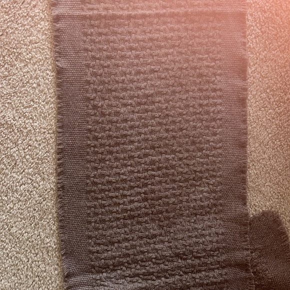 A & R Cashmere Scarf - Picture 2 of 8